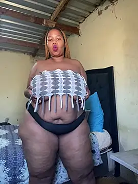 Curvycandy95 online show from 15, 7, 2026