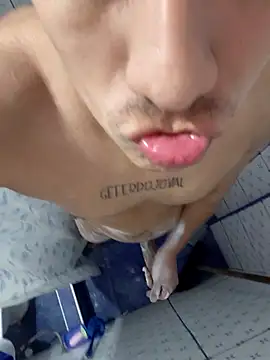 Snapshot of Exotic19cm chatting on 11, 11, 2025 Exotic19cm online show from 11, 11, 2025