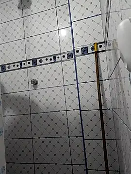 Snapshot of Exotic19cm chatting on 26, 11, 2025 Exotic19cm online show from 26, 11, 2025