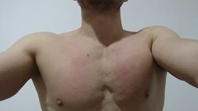 Snapshot of Rocky_Muscle chatting on 31, 3, 2026 Rocky Muscle online show from 31, 3, 2026