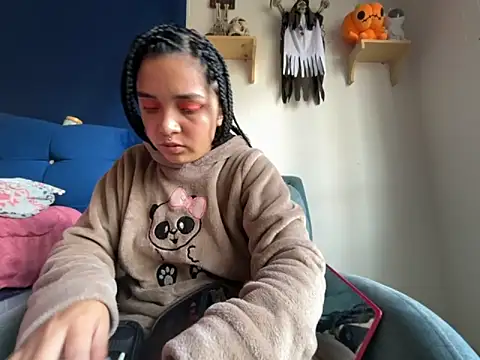 Snapshot of amanne_misa chatting on 7, 10, 2025 amanne misa online show from 7, 10, 2025