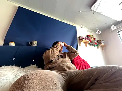 Snapshot of amanne_misa chatting on 13, 12, 2025 amanne misa online show from 13, 12, 2025