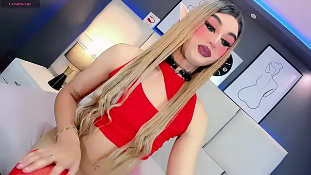 Snapshot of Miacuteee chatting on 23, 10, 2025 Miacuteee online show from 23, 10, 2025