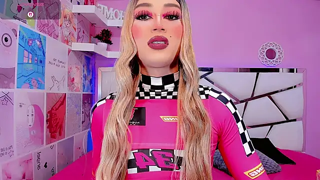 Snapshot of Miacuteee chatting on 2, 12, 2025 Miacuteee online show from 2, 12, 2025