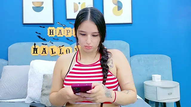 Ashley Evans22 online show from 25, 10, 2025