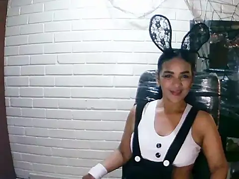 Snapshot of MiiaVelasquez chatting on 30, 10, 2025 MiiaVelasquez online show from 30, 10, 2025