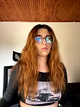 Snapshot of CoraVibes chatting on 30, 9, 2025 CoraVibes online show from 30, 9, 2025