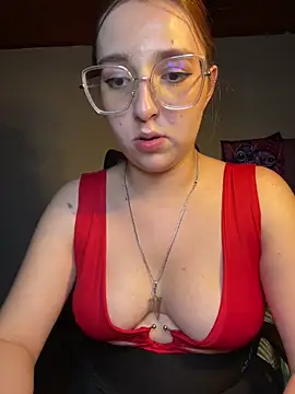 Snapshot of CoraVibes chatting on 14, 12, 2025 CoraVibes online show from 14, 12, 2025