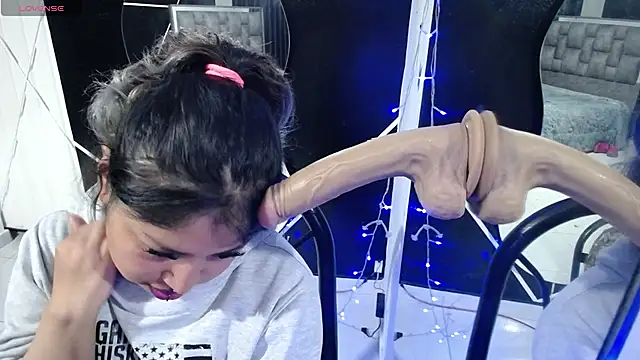 Snapshot of konojan_6 chatting on 6, 4, 2026 konojan 6 online show from 6, 4, 2026