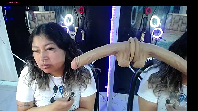 Snapshot of konojan_6 chatting on 15, 4, 2026 konojan 6 online show from 15, 4, 2026