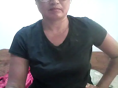 Snapshot of nathalie0045 chatting on 23, 6, 2026 nathalie0045 online show from 23, 6, 2026