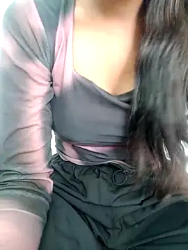 Snapshot of cute_parii_ chatting on 1, 10, 2025 cute parii online show from 1, 10, 2025