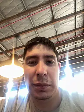 Snapshot of 9999Alez chatting on 19, 12, 2025 9999Alez online show from 19, 12, 2025