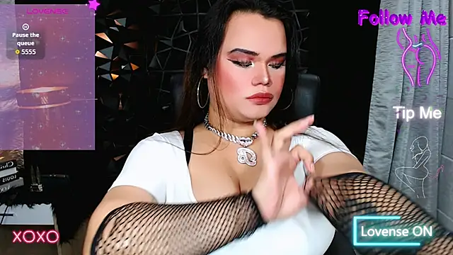 Snapshot of xHugeHarleySelfsuckerx chatting on 13, 10, 2025 xHugeHarleySelfsuckerx online show from 13, 10, 2025