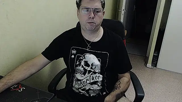 blueandwhite1 online show from 4, 12, 2024