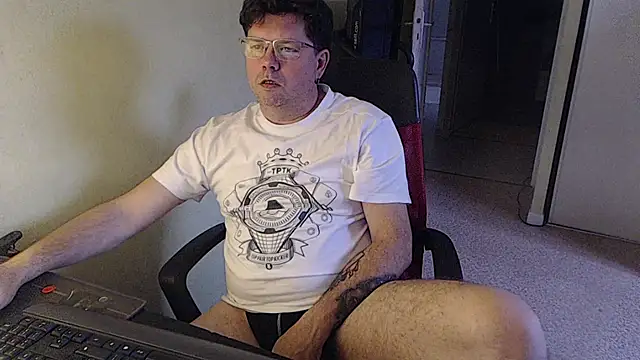 blueandwhite1 online show from 11, 2, 2026