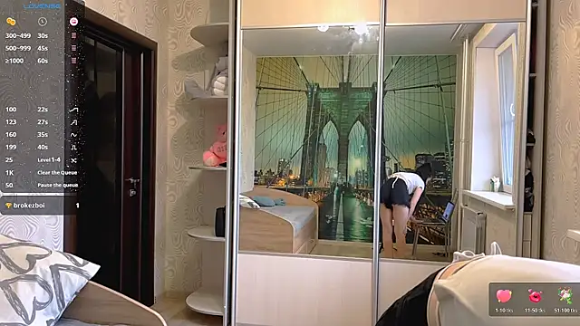 TianaWidell online show from 29, 10, 2025