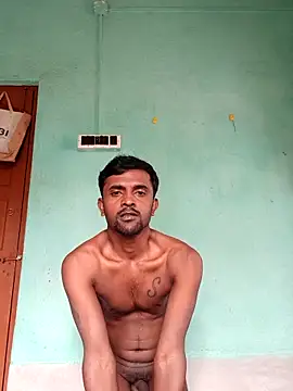 Snapshot of ShinuRoy chatting on 8, 10, 2025 ShinuRoy online show from 8, 10, 2025