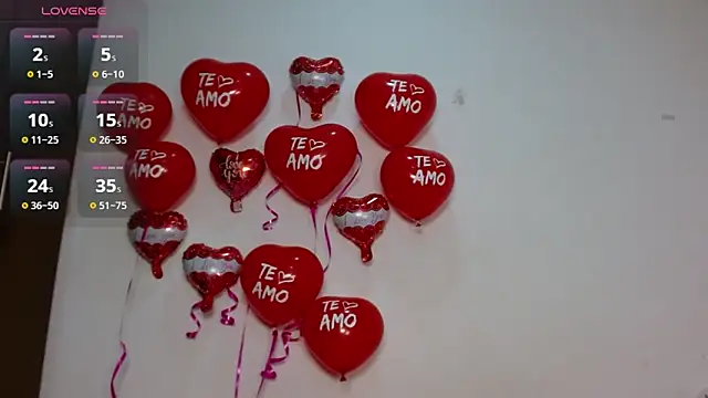 Kayla21  online show from 12, 2, 2026