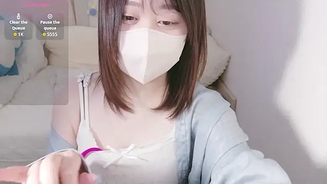 Snapshot of mi__san chatting on 27, 3, 2026 mi san online show from 27, 3, 2026