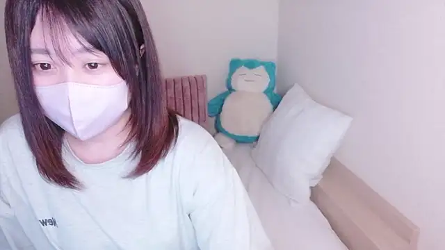 Snapshot of mi__san chatting on 25, 6, 2026 mi san online show from 25, 6, 2026