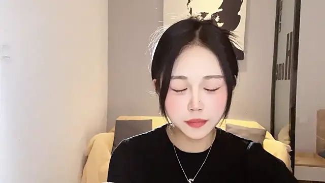 XingKongCOCO-107 online show from 28, 11, 2025