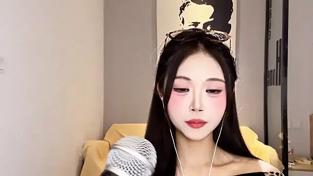 XingKongCOCO-107 online show from 17, 12, 2025