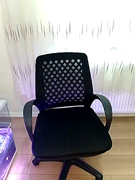 Ozi1910 online show from 11, 11, 2025