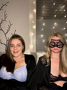 Snapshot of ItsLxsa chatting on 19, 9, 2025 ItsLxsa online show from 19, 9, 2025