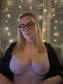 ItsLxsa online show from 30, 3, 2026