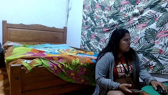 Snapshot of 69smallstar chatting on 24, 7, 2026 69smallstar online show from 24, 7, 2026