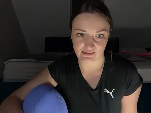 Velvetwitch87 online show from 14, 11, 2025