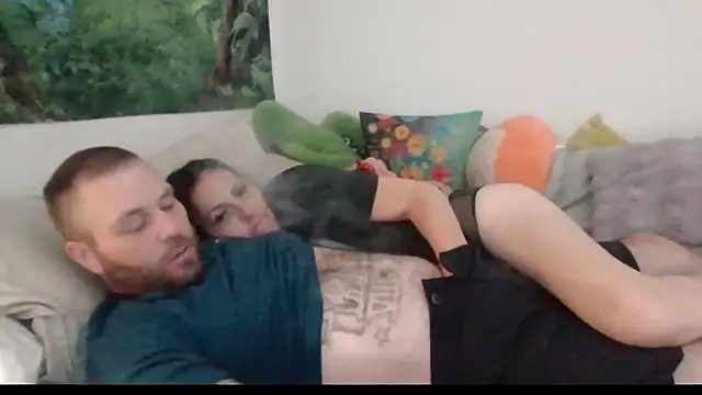 Snapshot of RaynLiz chatting on 17, 9, 2025 RaynLiz online show from 17, 9, 2025