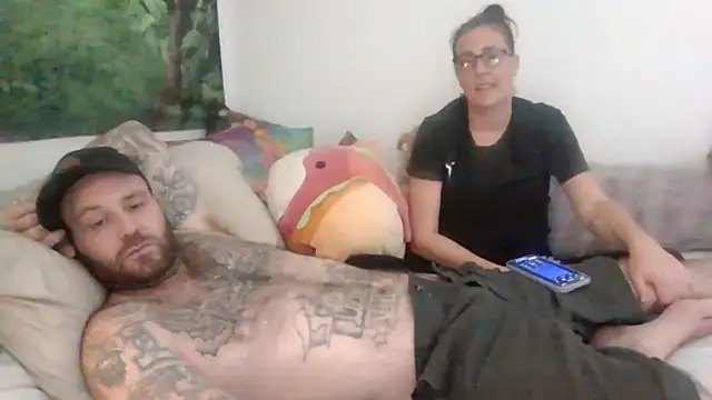 Snapshot of RaynLiz chatting on 21, 9, 2025 RaynLiz online show from 21, 9, 2025