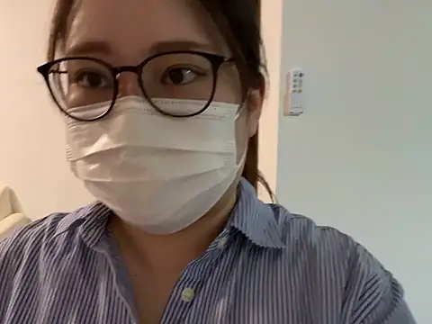 Snapshot of shimera-nohime25 chatting on 11, 9, 2025 shimera-nohime25 online show from 11, 9, 2025