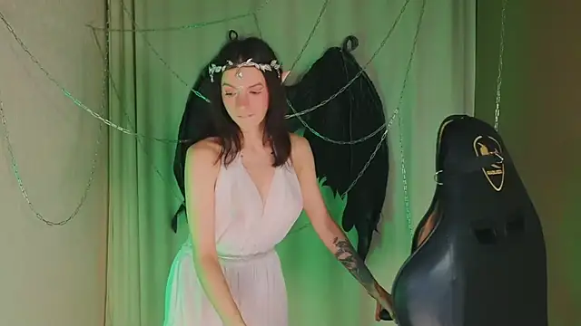 Loona Eclipse online show from 30, 10, 2025