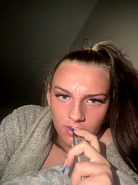 Snapshot of Summer21k chatting on 18, 9, 2025 Summer21k online show from 18, 9, 2025