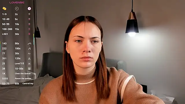 Snapshot of SirenaOstrem chatting on 9, 10, 2025 SirenaOstrem online show from 9, 10, 2025