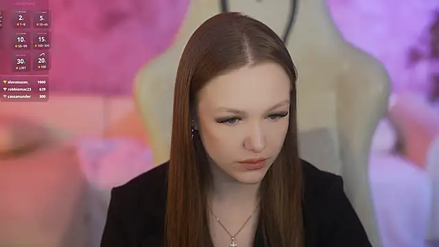 Snapshot of Ella_054 chatting on 28, 9, 2025 Ella 054 online show from 28, 9, 2025