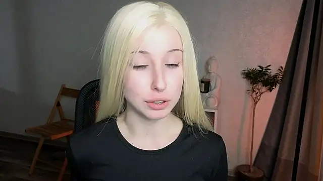 Snapshot of YukiMisa chatting on 20, 3, 2026 YukiMisa online show from 20, 3, 2026