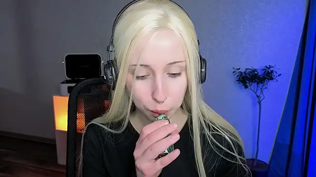 Snapshot of YukiMisa chatting on 28, 3, 2026 YukiMisa online show from 28, 3, 2026