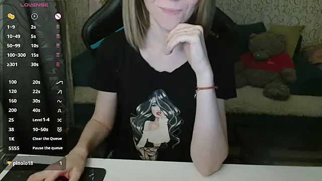 Ogonechekkk online show from 17, 10, 2025