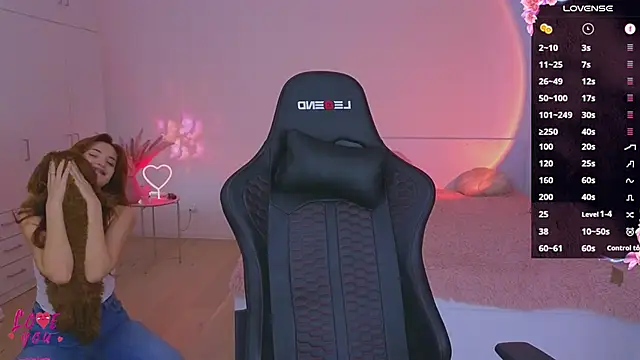 Snapshot of CuteAriel7 chatting on 9, 4, 2026 CuteAriel7 online show from 9, 4, 2026