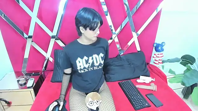 natsumiht online show from 29, 9, 2025