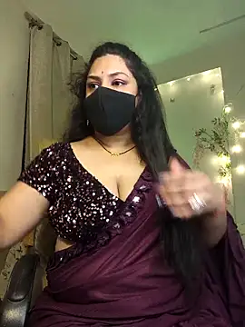 Snapshot of Indian_queen007 chatting on 1, 4, 2026 Indian queen007 online show from 1, 4, 2026