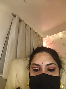 Snapshot of Indian_queen007 chatting on 15, 4, 2026 Indian queen007 online show from 15, 4, 2026