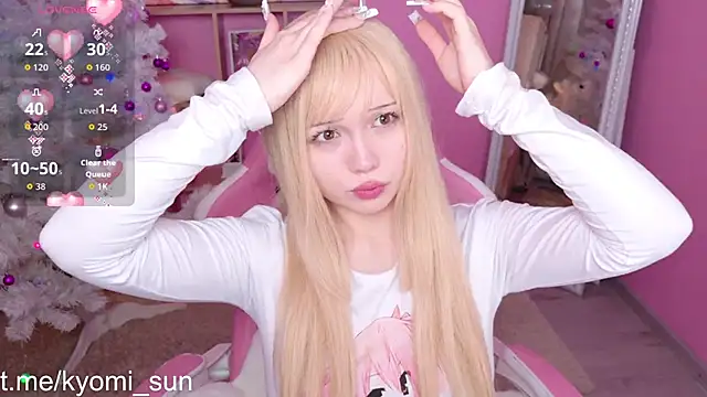 Kyomi Sun online show from 15, 12, 2025