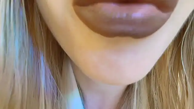 Snapshot of Politeeliza chatting on 17, 7, 2026 Politeeliza online show from 17, 7, 2026