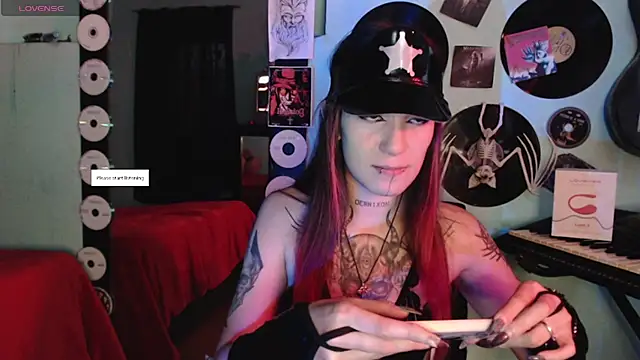 Snapshot of lilithword chatting on 11, 10, 2025 lilithword online show from 11, 10, 2025