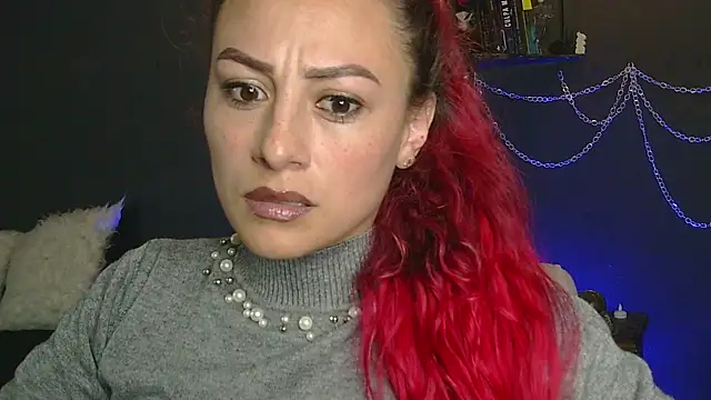 Snapshot of MeganBrown4 chatting on 11, 4, 2026 MeganBrown4 online show from 11, 4, 2026